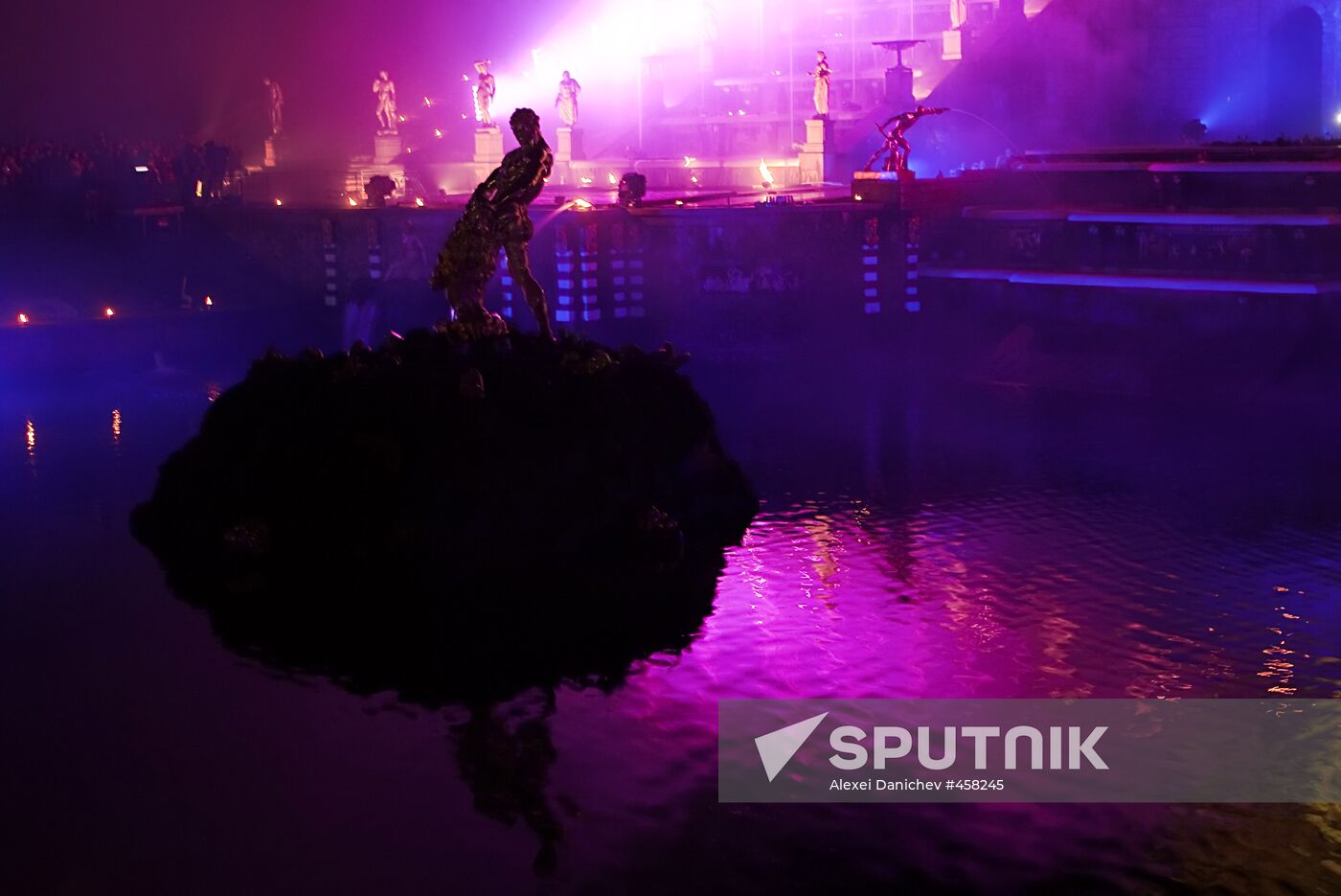 Legend of the Four Elements light and music show, Peterhof