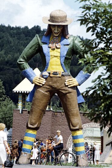 Monument to Gulliver