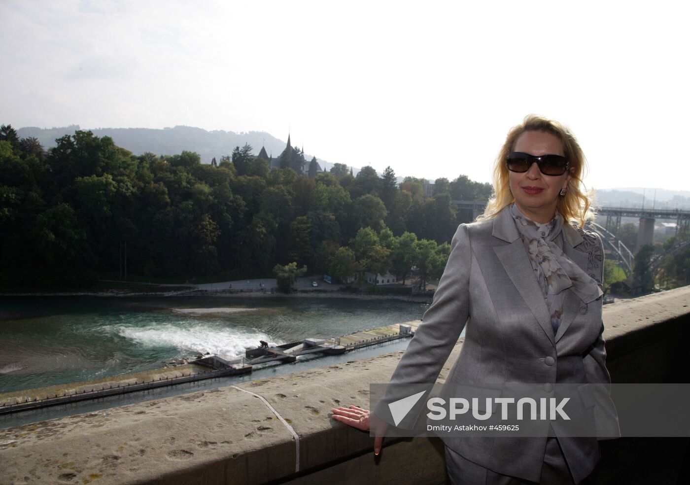 Russian First Lady takes walk around Bern