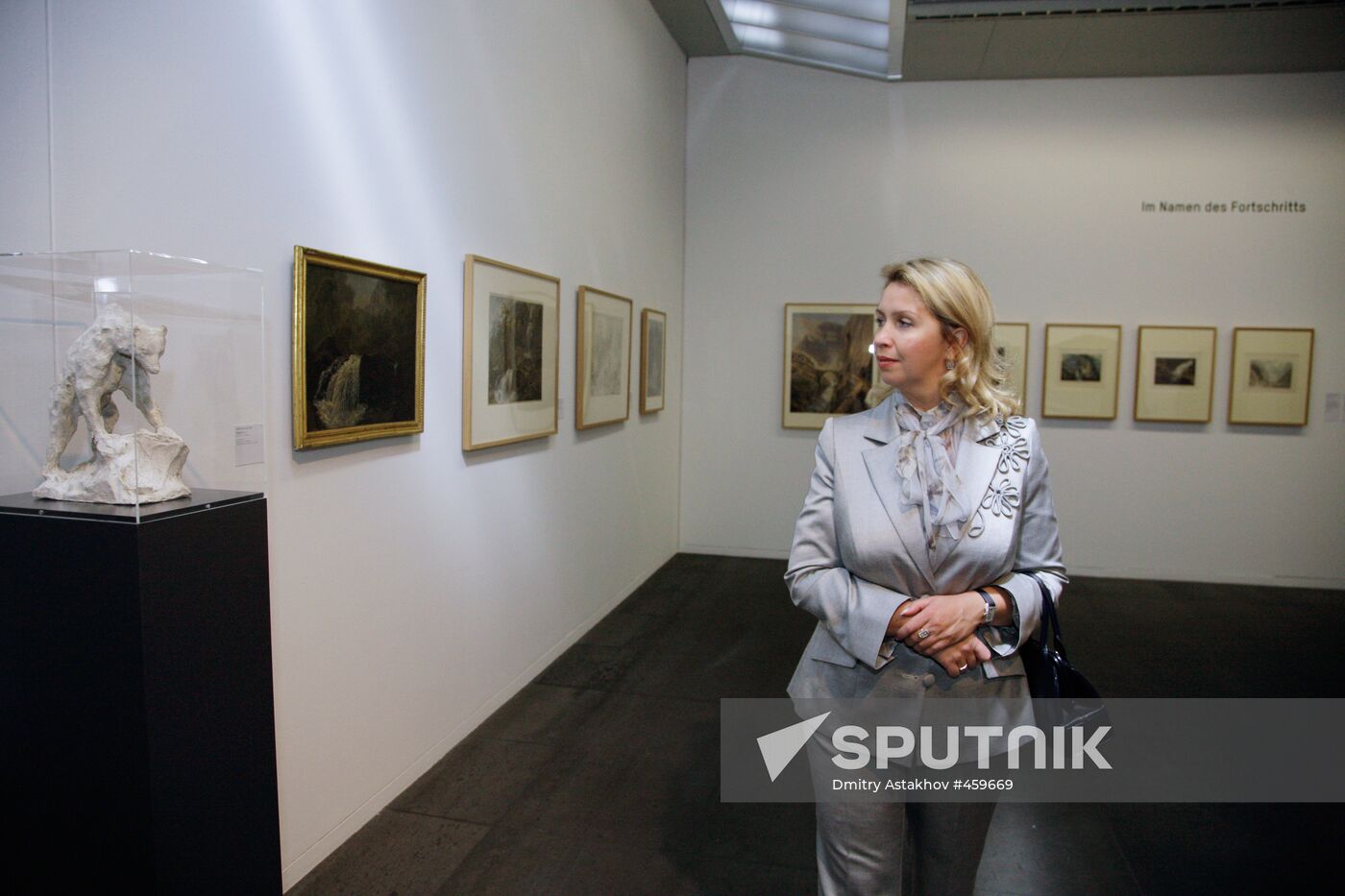 Russian First Lady visits Bern Fine Arts Museum