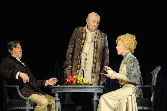 Alexander Zbruyev, Leonid Bronevoi, Alexandra Zakharova