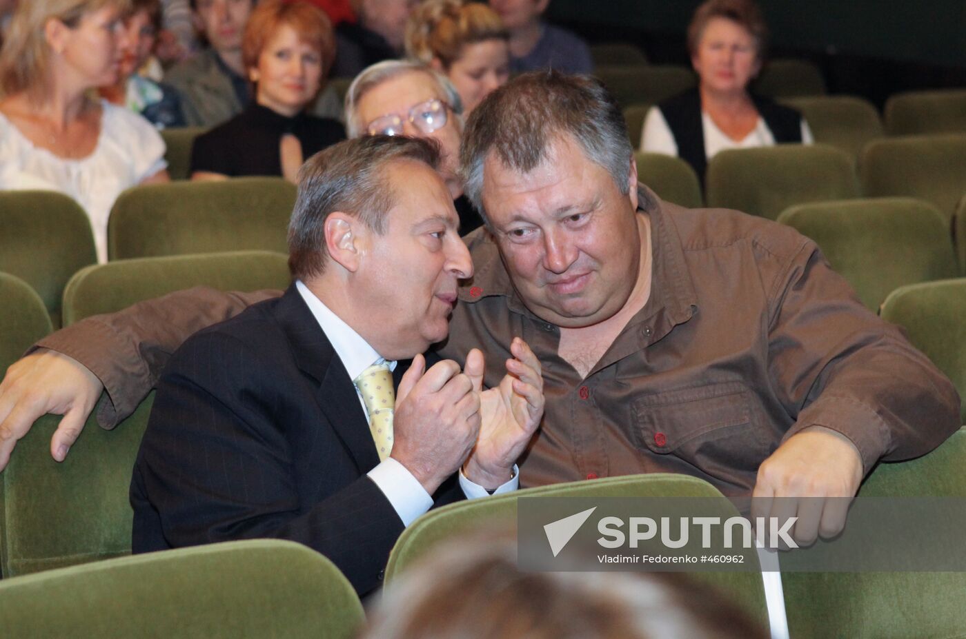 Gennady Khazanov, Sergei Stepanchenko