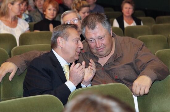 Gennady Khazanov, Sergei Stepanchenko