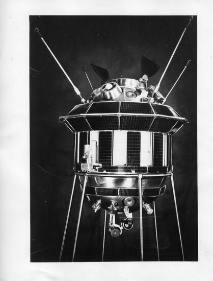 Luna 3