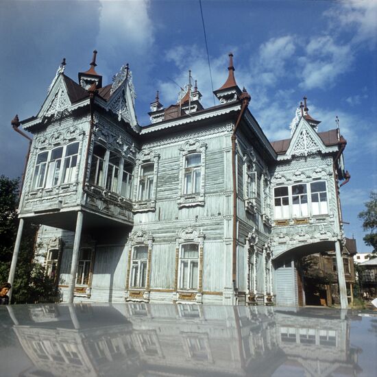 A carved cottage