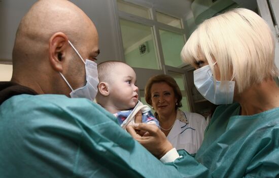 Singer Valeriya visiting hospital in Krasnoyarsk