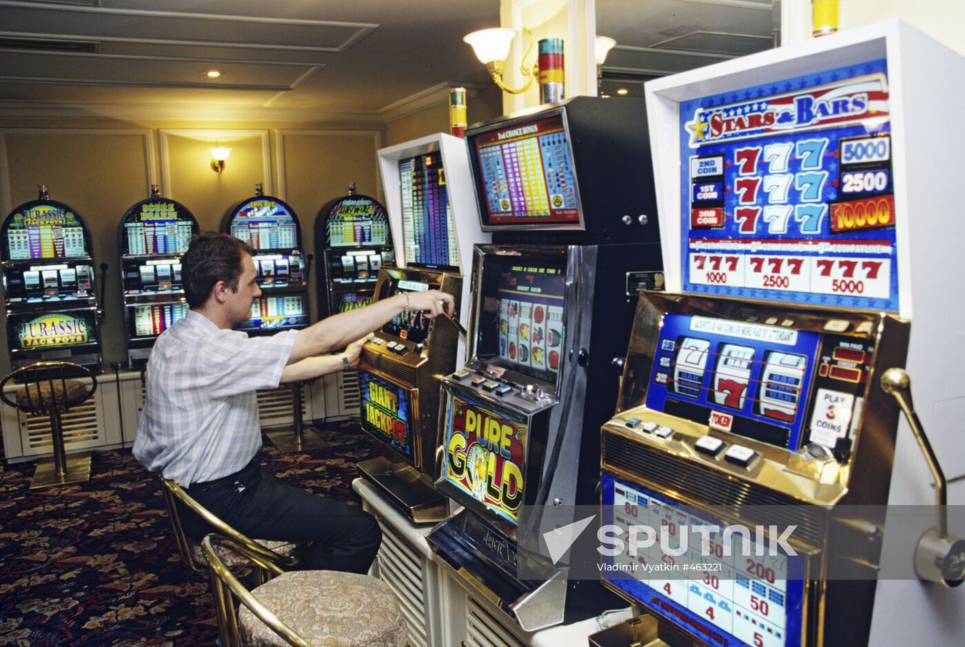 Gambling machines