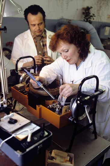 Assembling betatrons