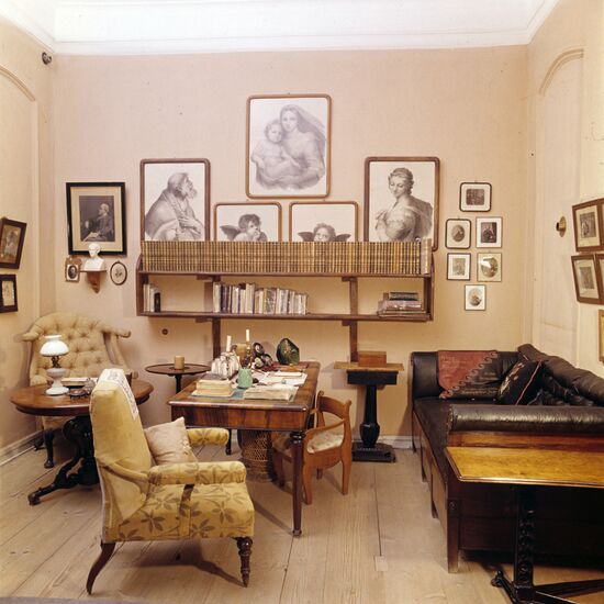 L. Tolstoy’s study