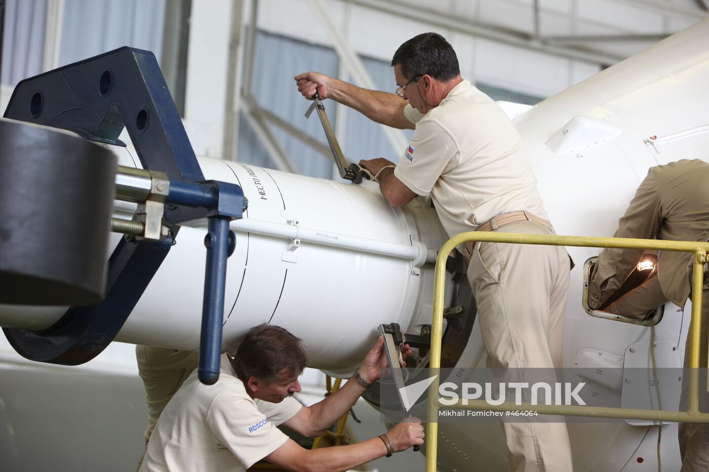 Preparations for launch of Soyuz TMA-15 spacecraft at Baikonur