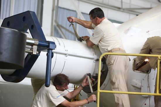 Preparations for launch of Soyuz TMA-15 spacecraft at Baikonur