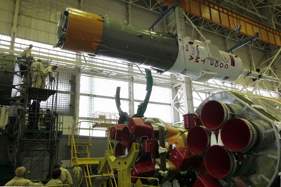 Preparations for launch of Soyuz TMA-15 spacecraft at Baikonur