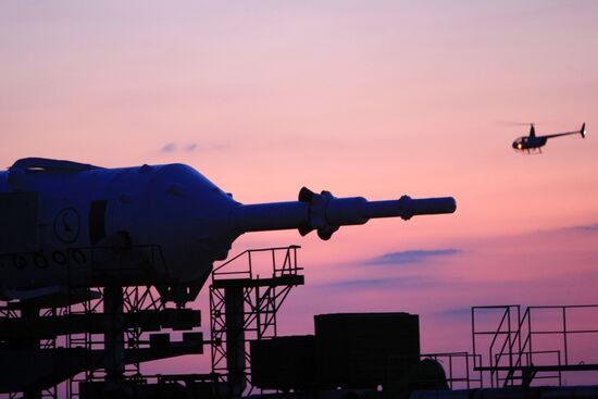 Soyuz-FG rocket with Soyuz TMA-16 spacecraft at Baikonur