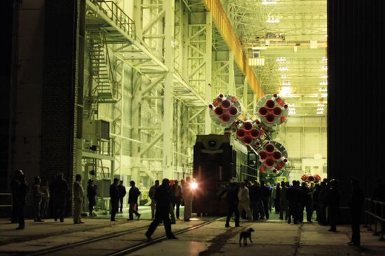 Soyuz-FG rocket with Soyuz TMA-16 spacecraft at Baikonur