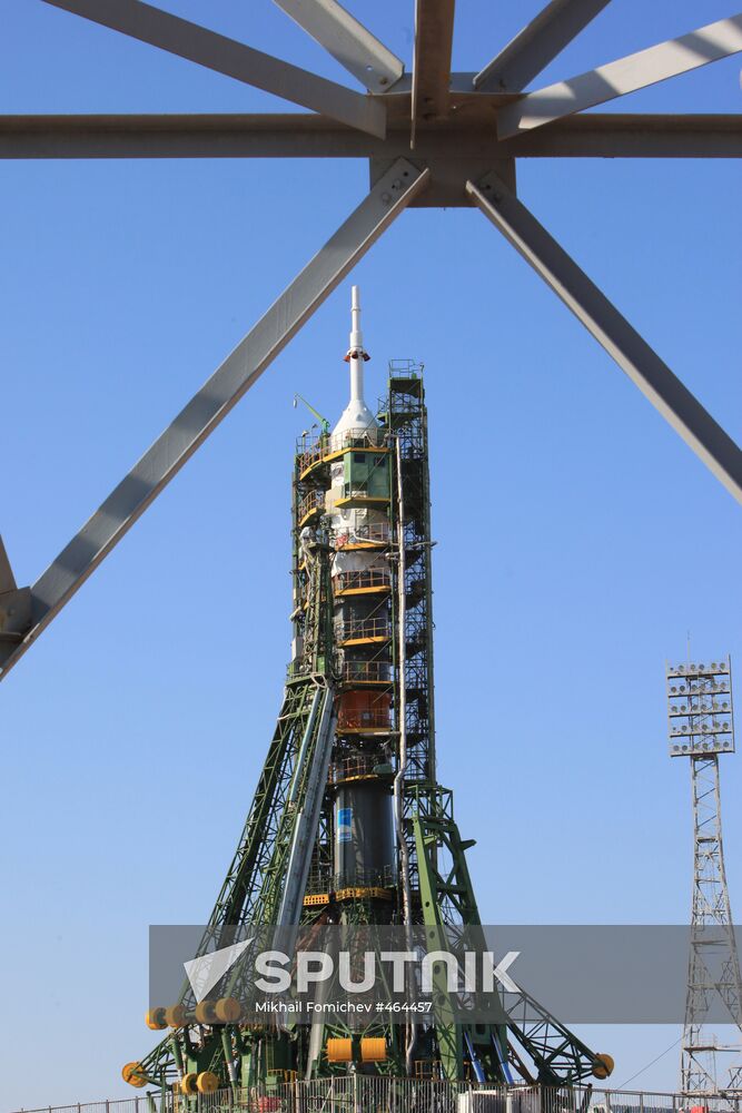 Soyuz-FG rocket with Soyuz TMA-16 spacecraft at Baikonur