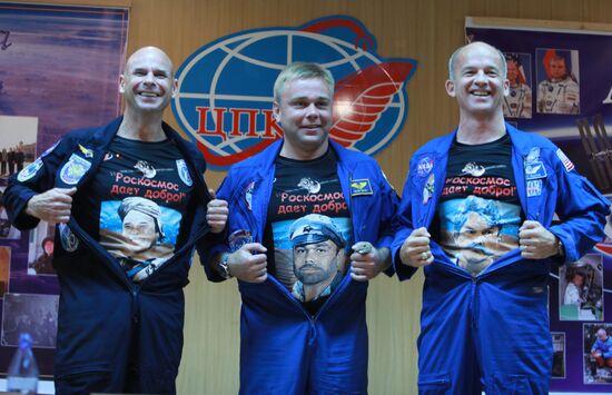 21st ISS mission main crew