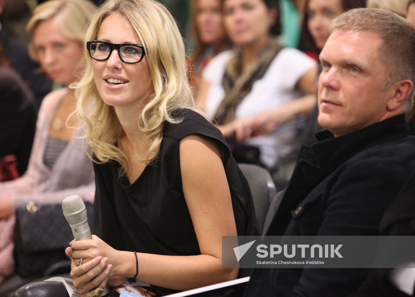 Fifth public reading of Russian Pioneer magazine