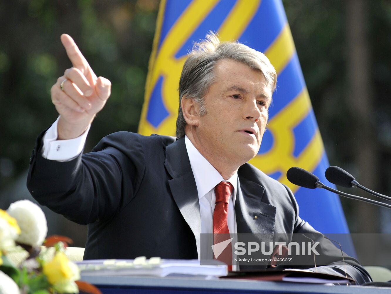 Victor Yushchenko gives news conference in Kiev