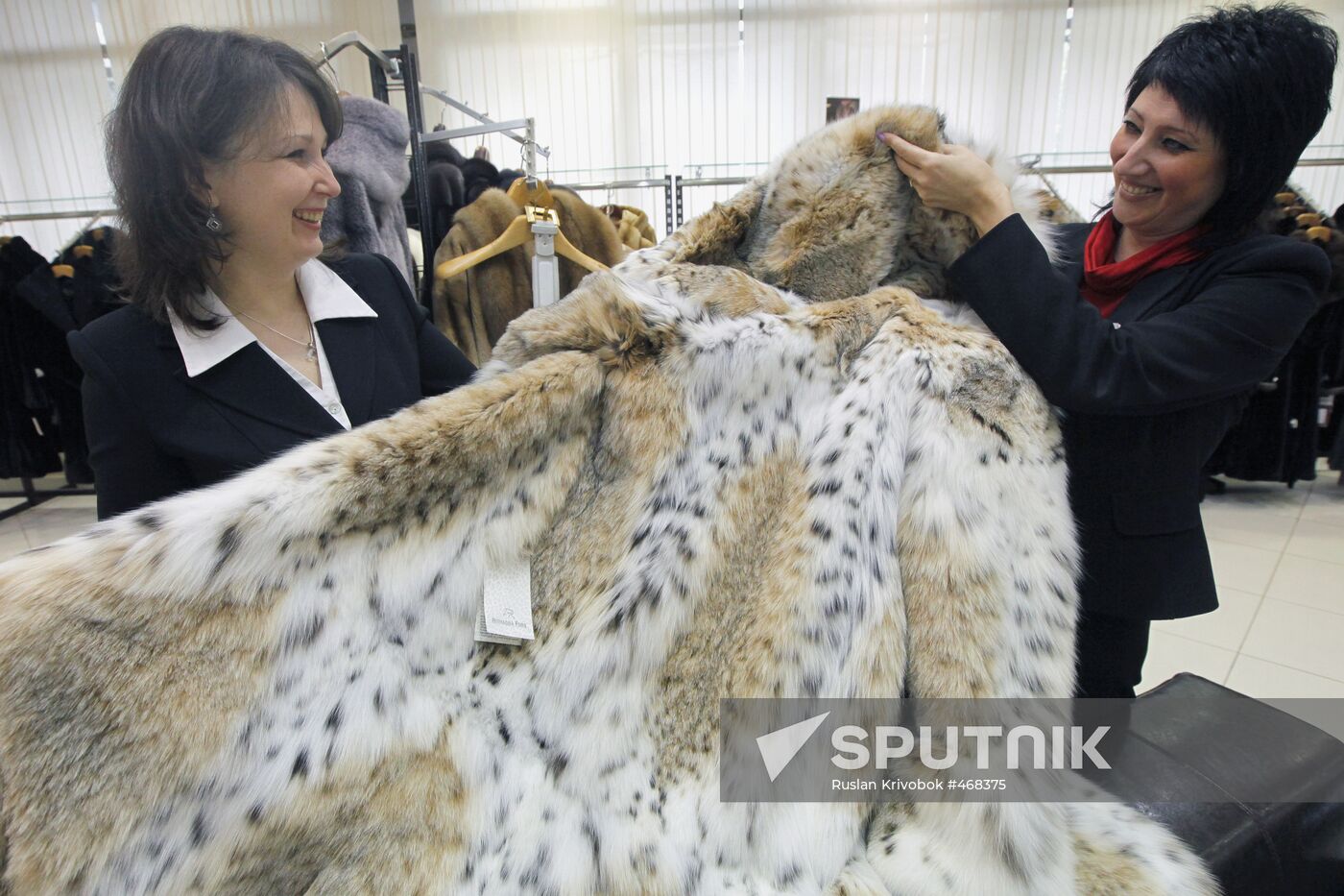 World of Fur and Leather hypermarket in Sokolniki