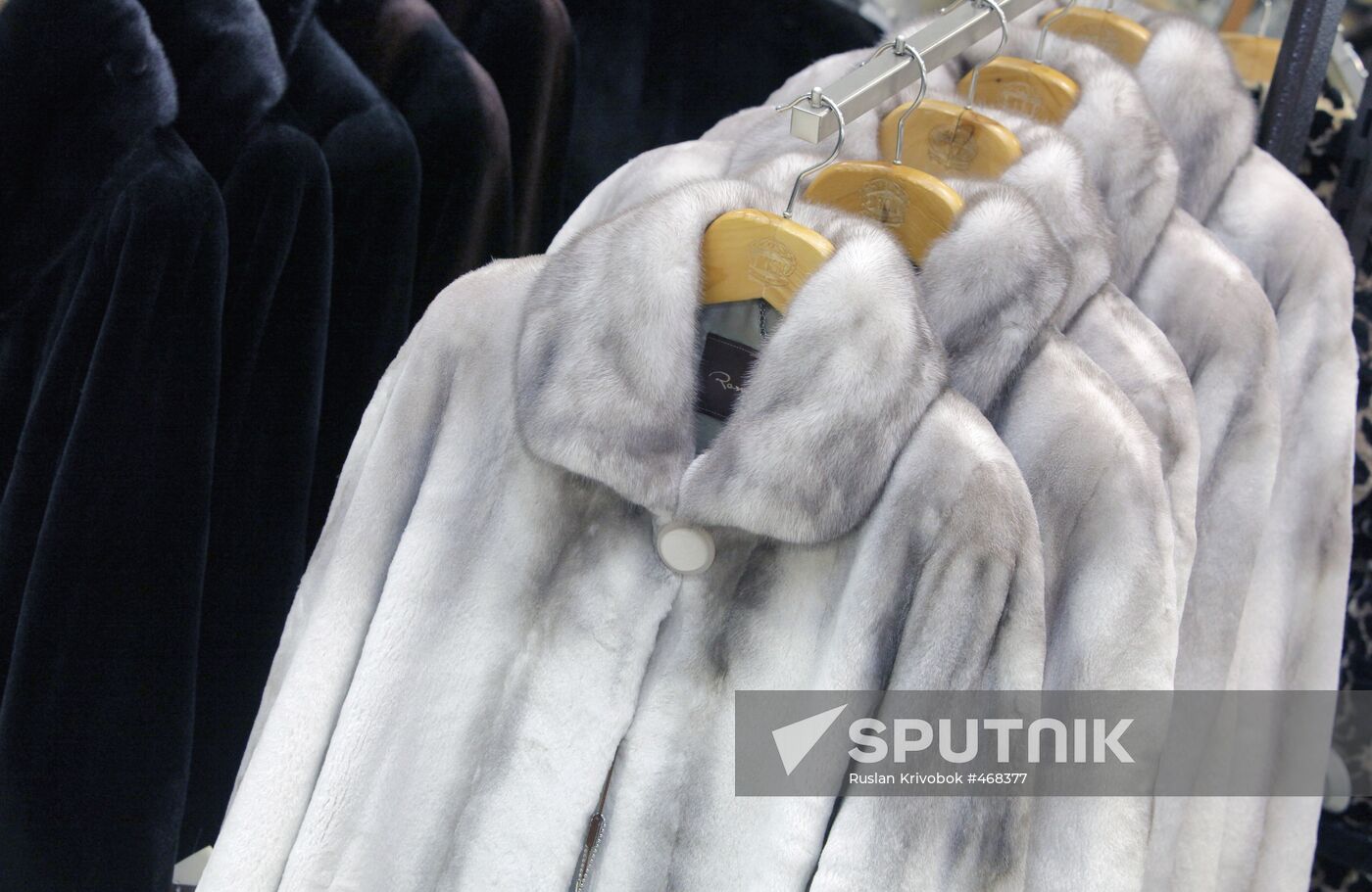 World of Fur and Leather hypermarket in Sokolniki