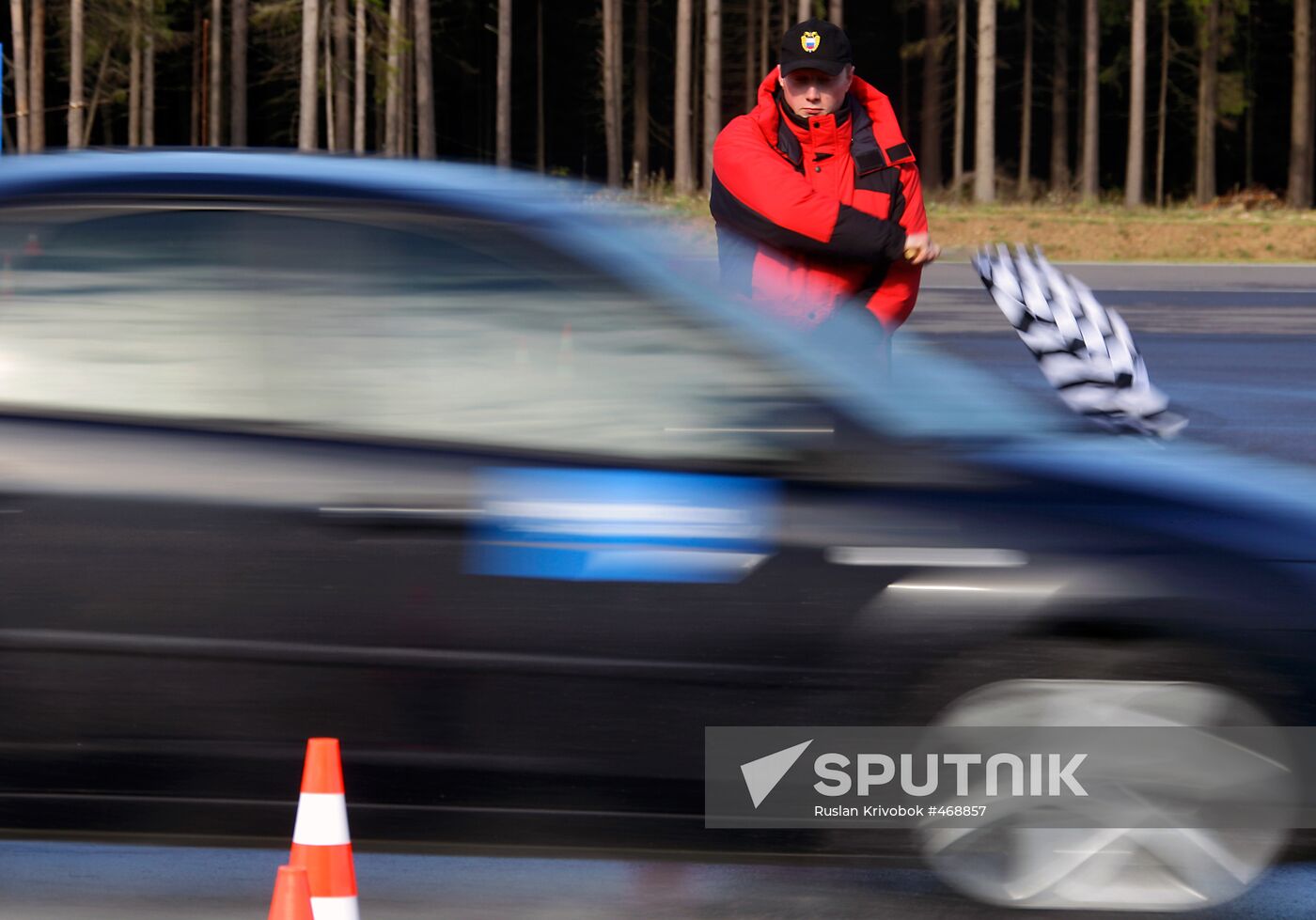 Russian Federal Guard Service holds high-speed driving contest