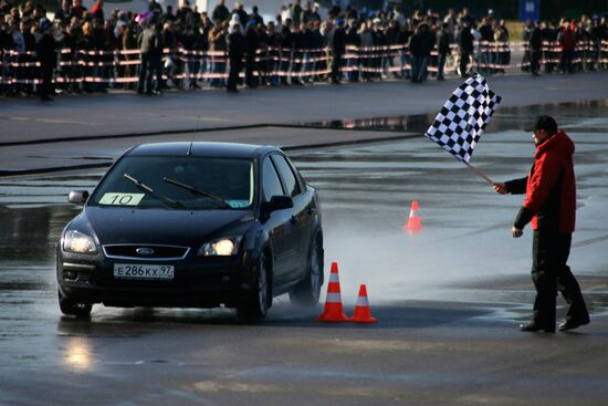 Russian Federal Guard Service holds high-speed driving contest