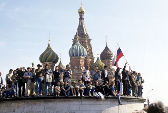 Muscovites rallying on Red square