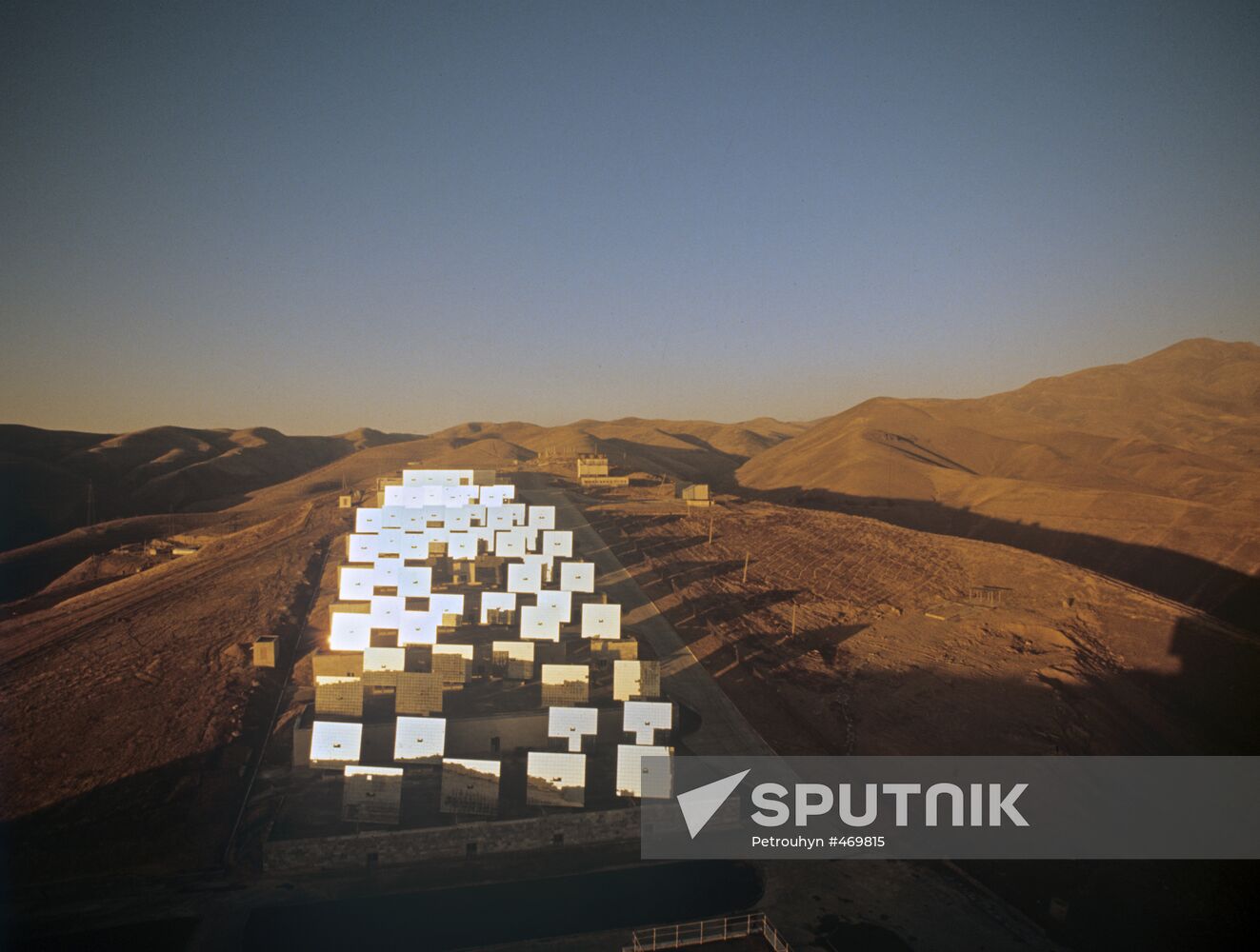 Mirror reflectors