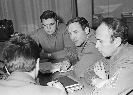 Soyuz-II crewmembers