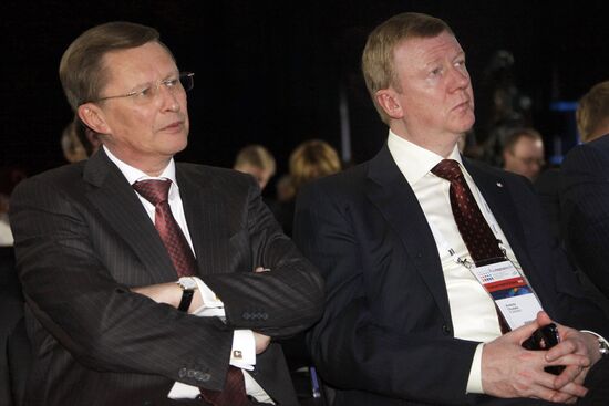 Sergei Ivanov, Anatoly Chubais at 2009 Nanotechnology Forum