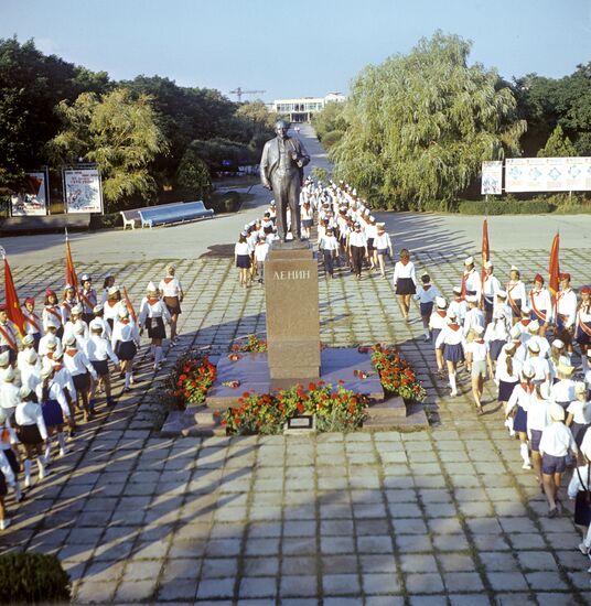 Monument to Vladimir Lenin in Yevpatoria