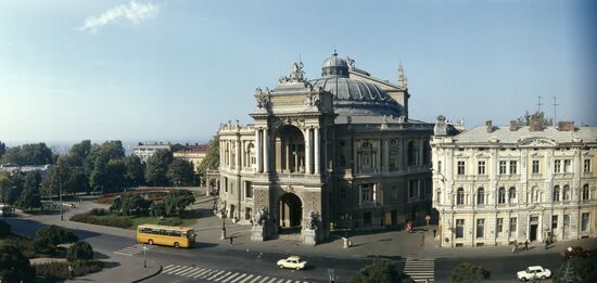 Opera and Ballet Theater