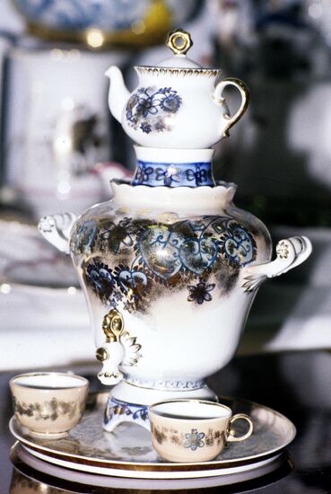Samovar "Pchyolka" (Bee)