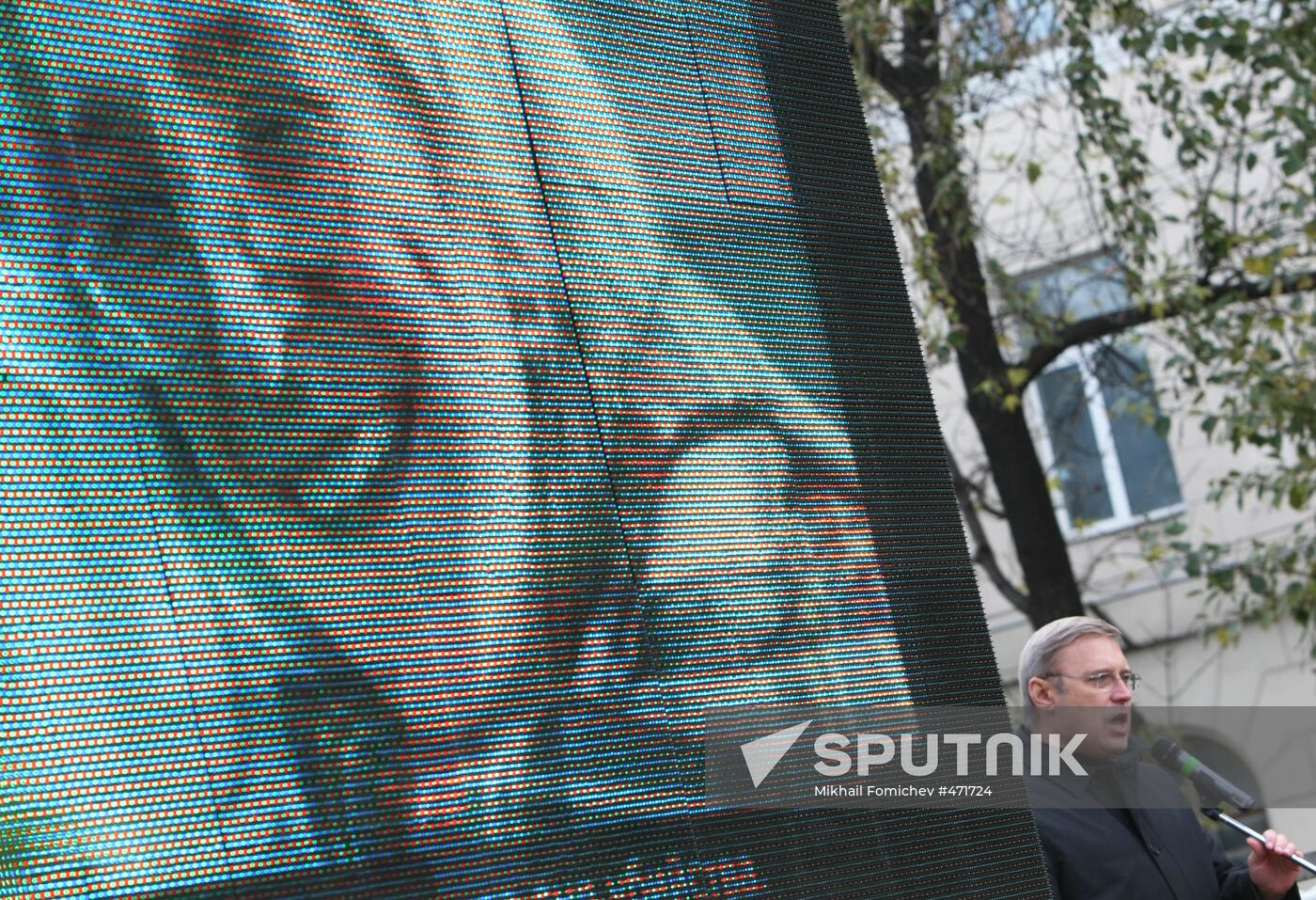 Mikhail Kasyanov at rally in memory of Anna Politkovskaya