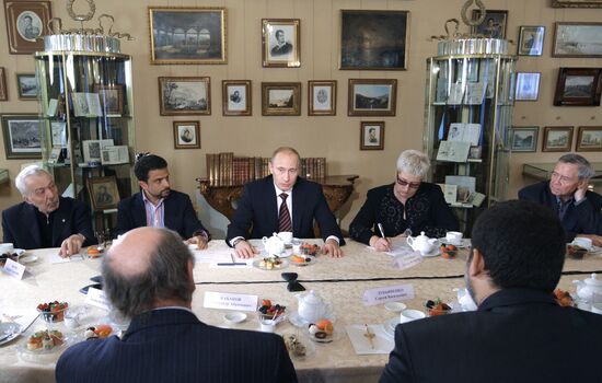 Vladimir Putin meets with top Russian writers
