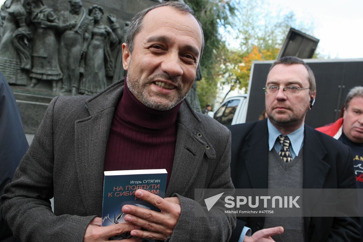 Alexander Podrabinek and Nikolai Khramov