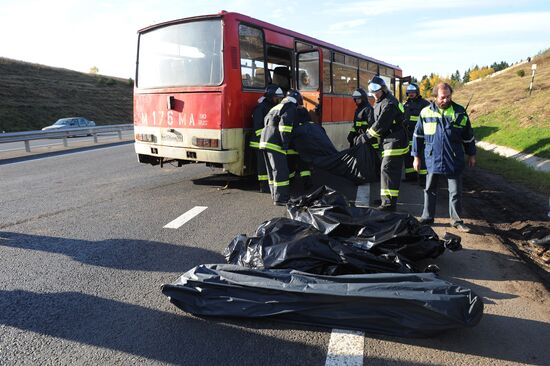 Road accident rescue drills outside Moscow