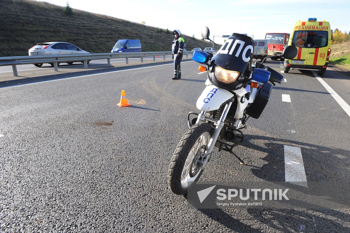 Road accident rescue drills outside Moscow