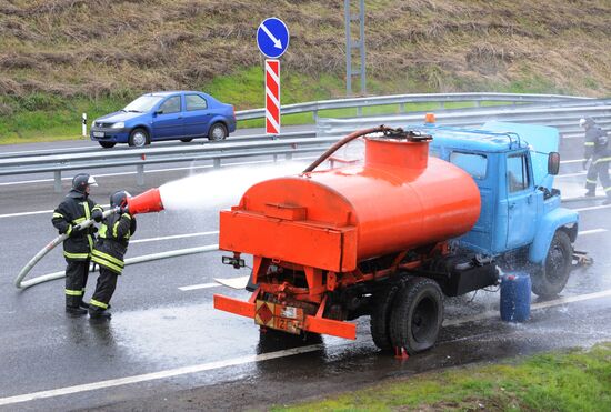 Road accident rescue drills outside Moscow