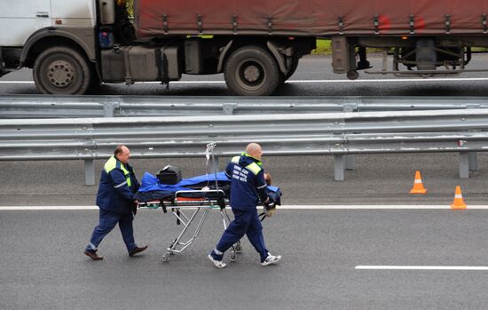 Road accident rescue drills outside Moscow