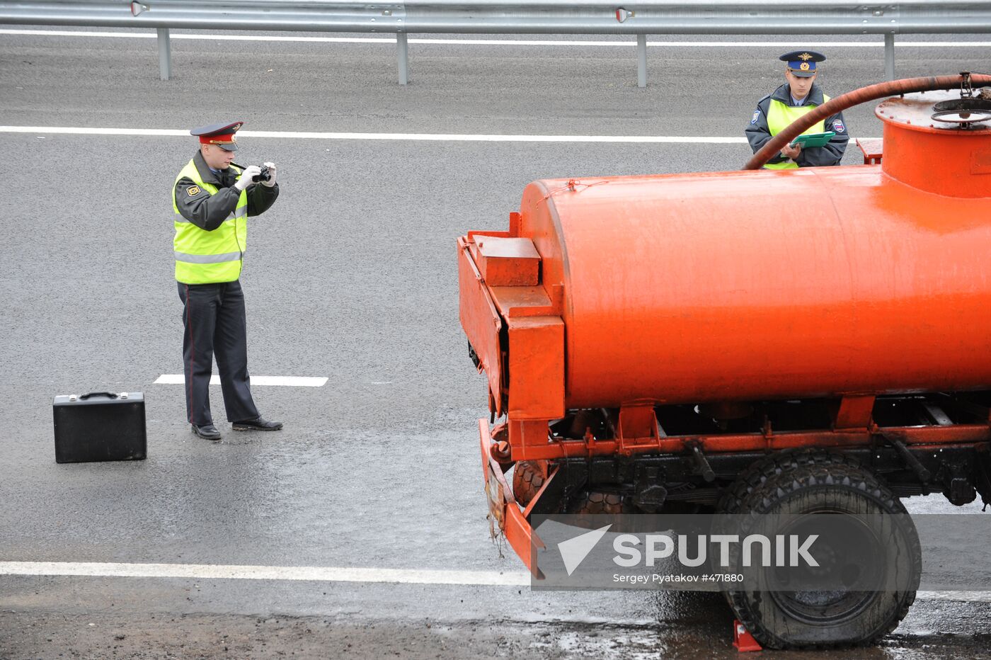 Road accident rescue drills outside Moscow