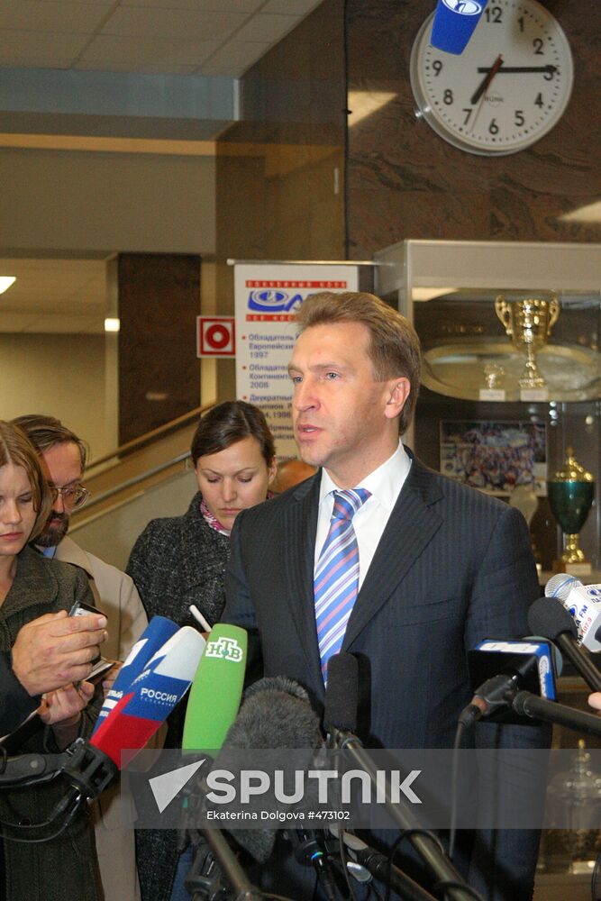 Russian First Deputy PM visits AvtoVAZ car plant