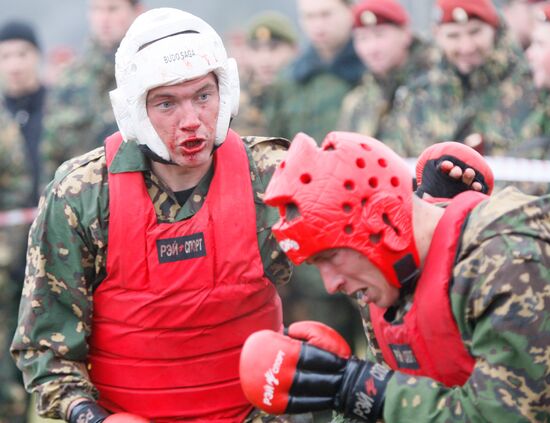 Special forces soldiers taking red beret qualification exam