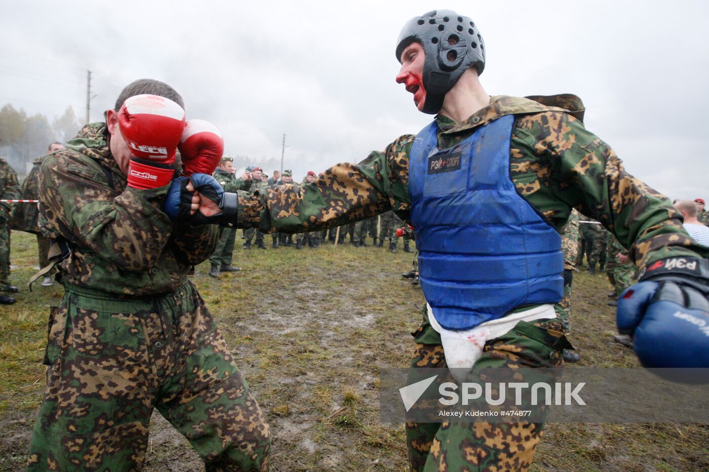 Special forces soldiers taking red beret qualification exam