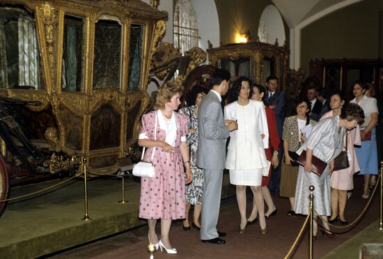 Raisa Gorbachyova and Carmen Romero