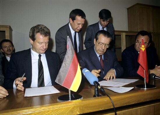 Heinrich Weiss and Arkady Volsky