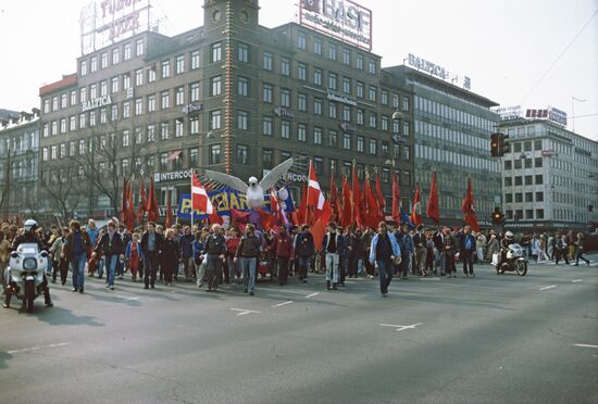 Danish peace activists on mass rally