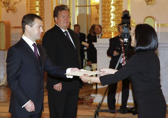 President Medvedev receives credentials from 10 ambassadors