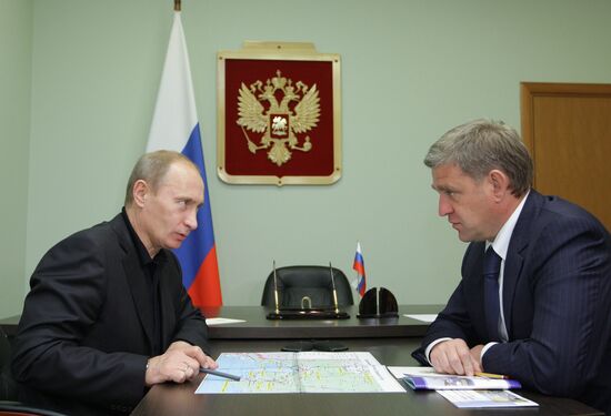 Vladimir Putin meets with Sergei Darkin