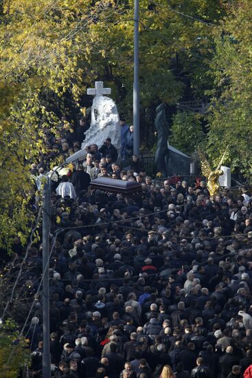 Burial of entrepreneur Vyacheslav Ivankov (Yaponchik) in Moscow